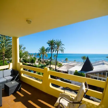 Vistamar Apartment-beachfront Apartment *