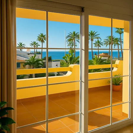 Vistamar Apartment-beachfront Apartment