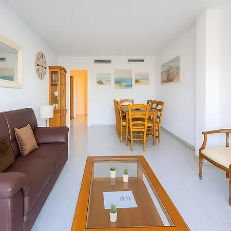 Apartment Vistamar Apartment-beachfront