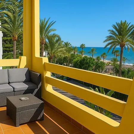 Apartment Vistamar Apartment-beachfront